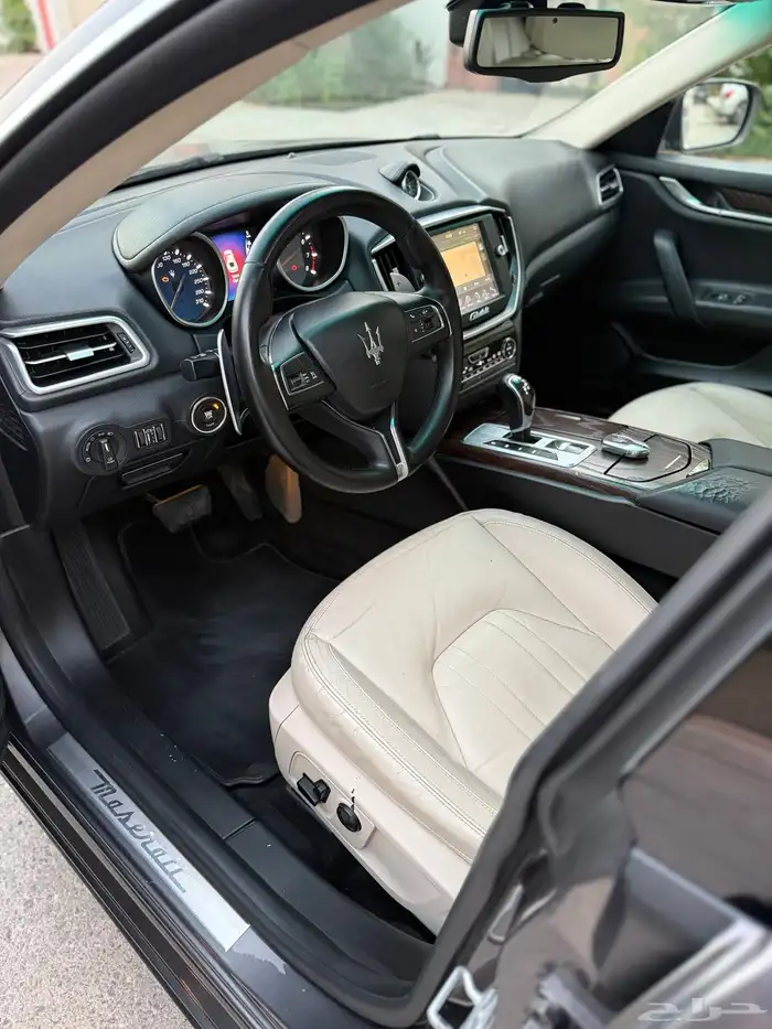 Maserati Ghibli 2015 12