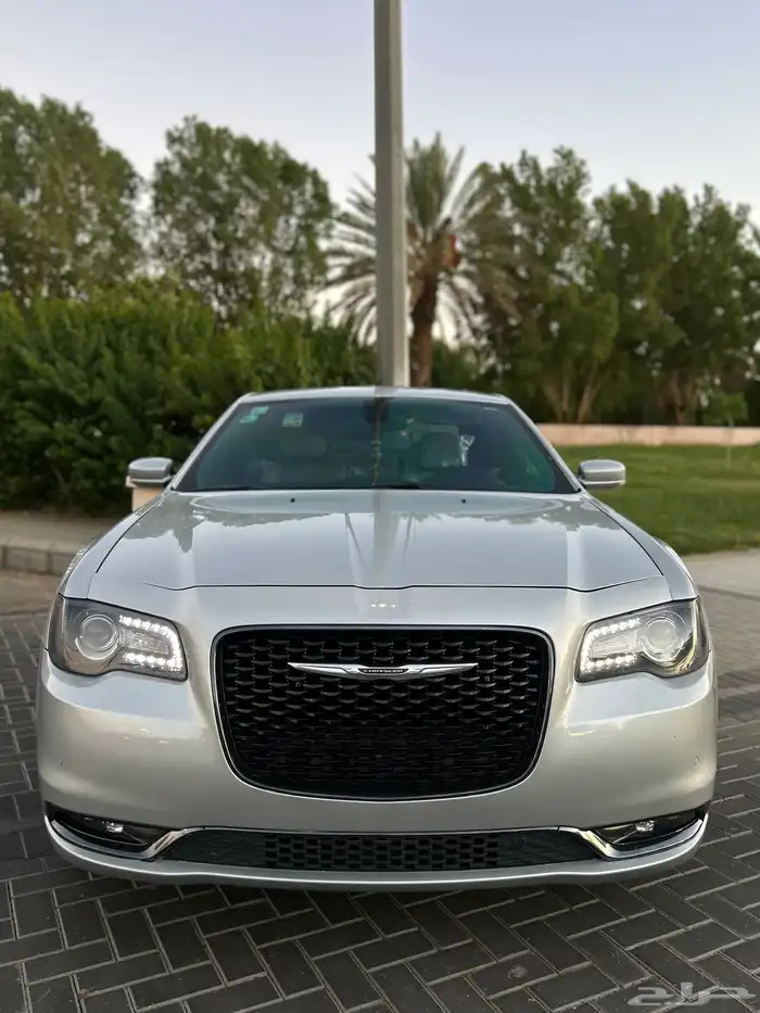 كرايزلر 2021 6v 300s للبيع والبيع سمح 5