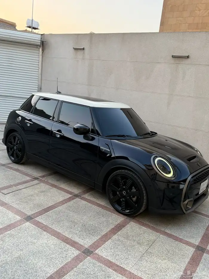 ميني كوبر 2023 فئة S اعلى فئة 15