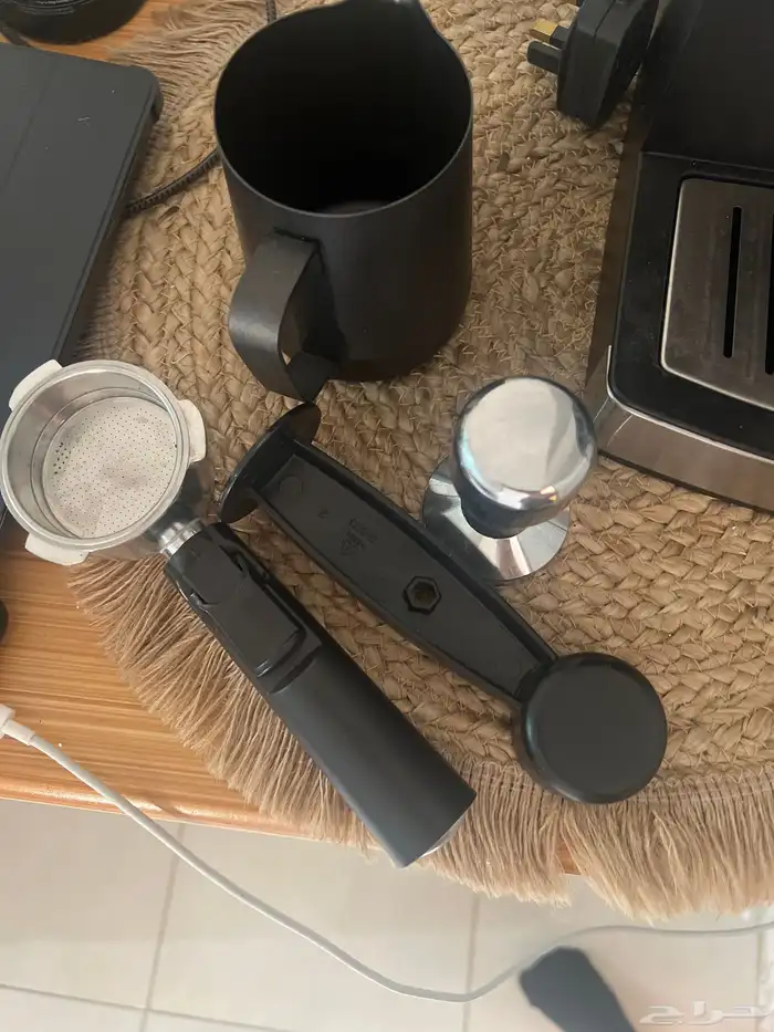 آلة قهوه للبيع شبه جديده 1