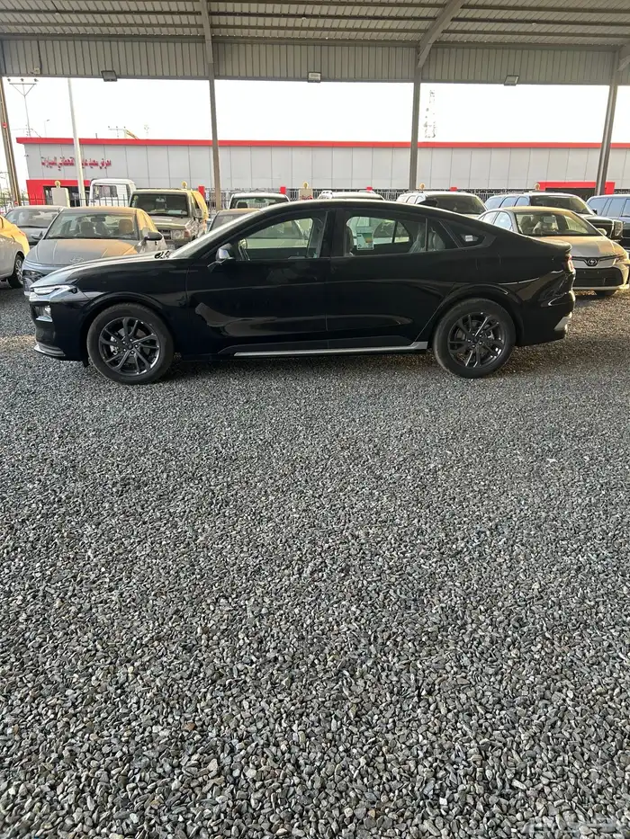 تورس 2026 أسود ( ترند) 1