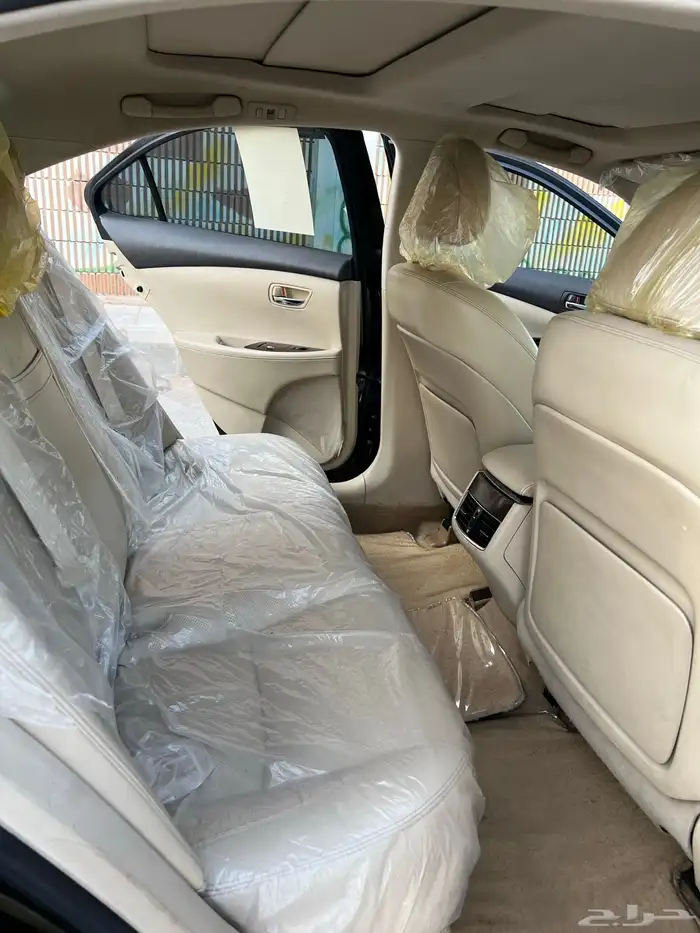 لكزس ES350 2011 5