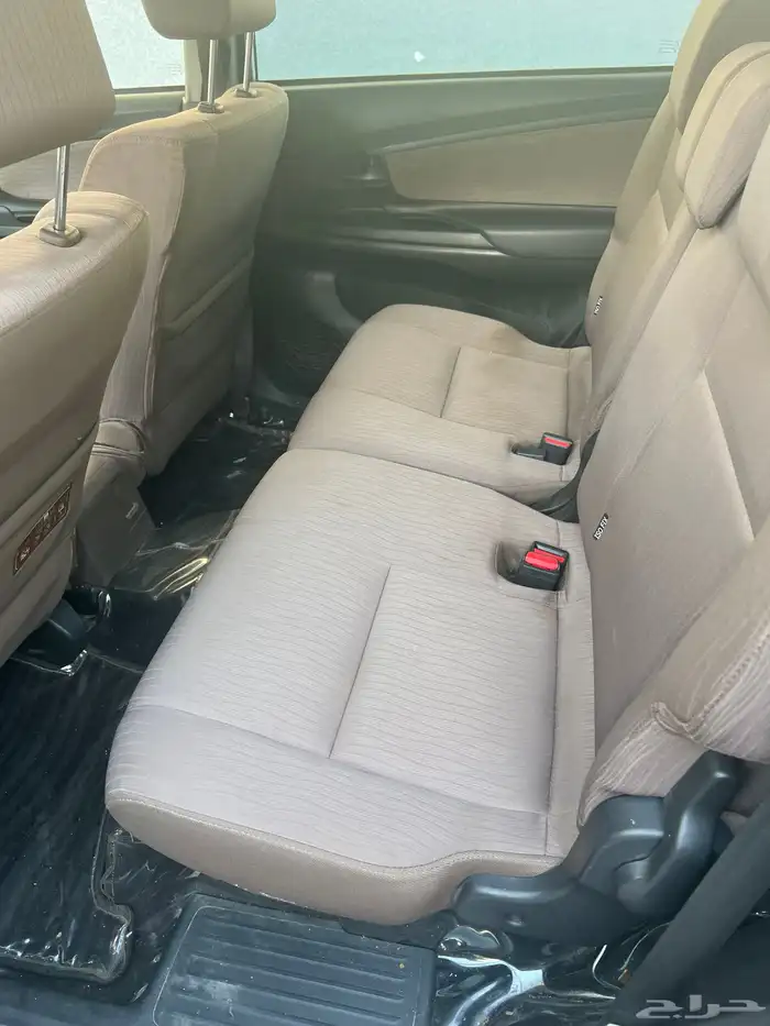 تويوتا افانزا 2018 3