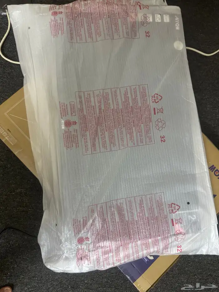 شاشة جديده بكرتونها بضمانها 4