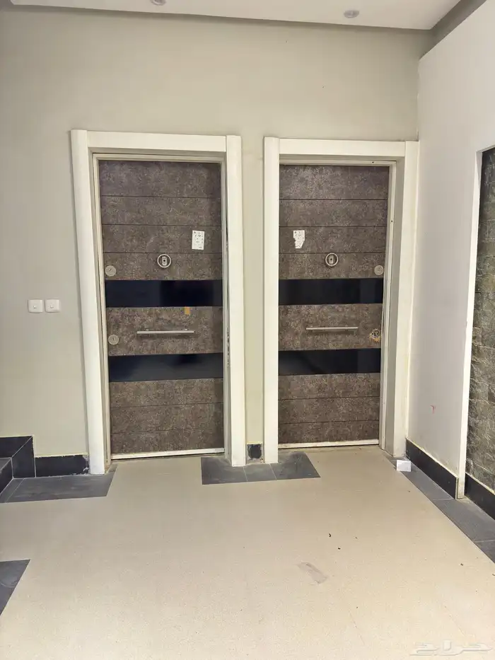 شقة للإيجار السنوي حي النرجس ( القمراء 3) 7