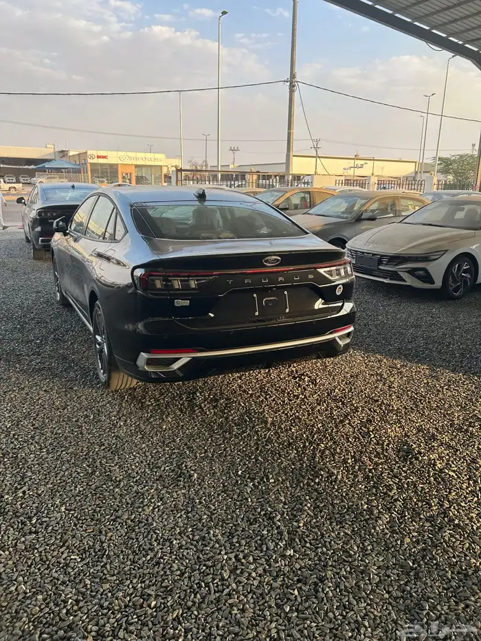 تورس 2026 أسود ( ترند) 4