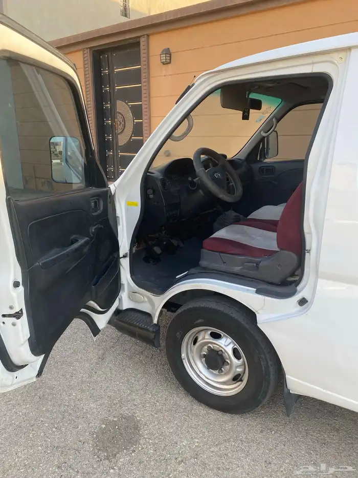 للبيع باص نظيف 4