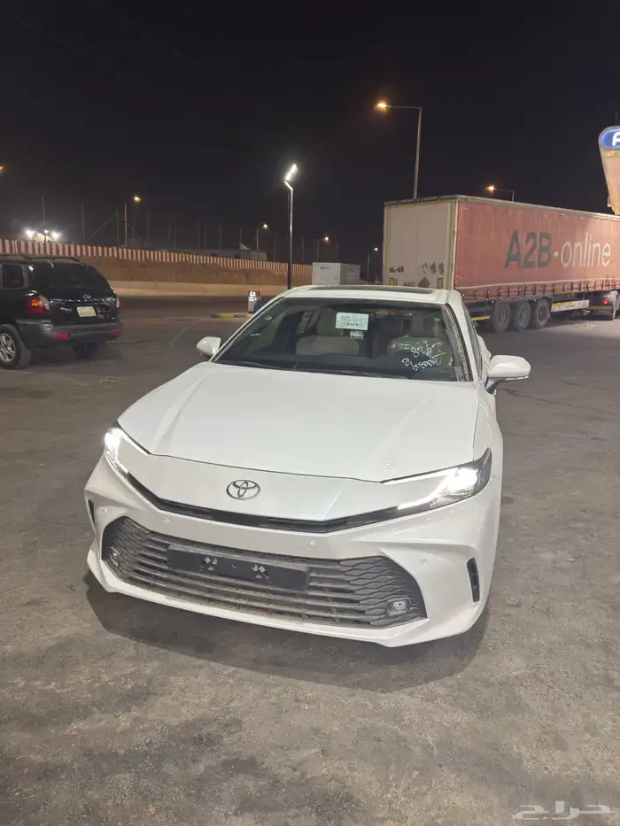 كامري 2025 LE جديد صادر لوحات 5