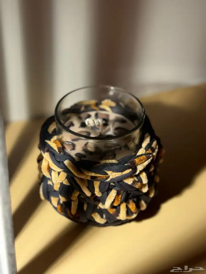 شمعة مصبوبة يدوي ا 2