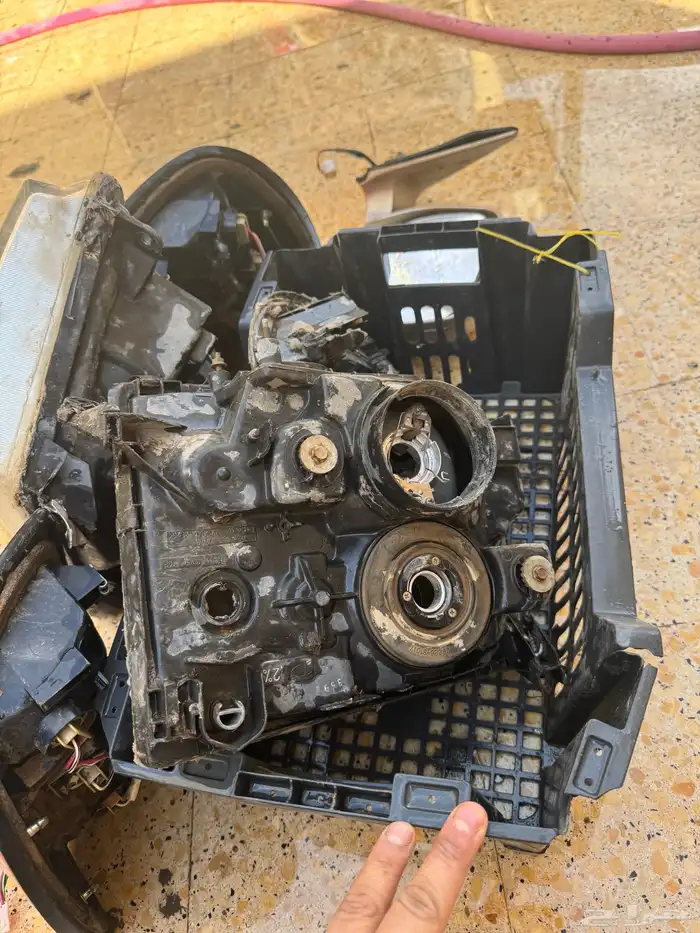 شمعات وانوار في اكس او 2005 9