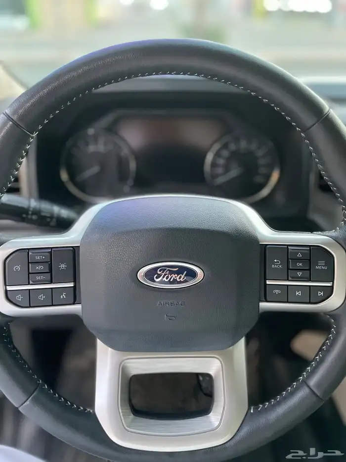 فورد اكسبديشن 2024 xlt 18