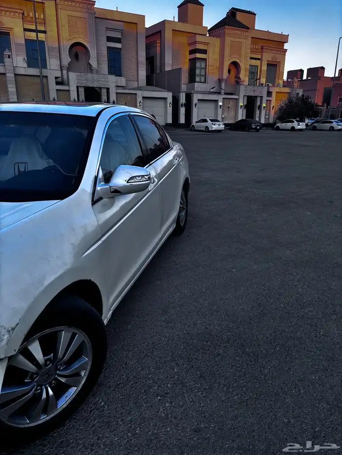 هوندا اكورد 2011 نص فل 5