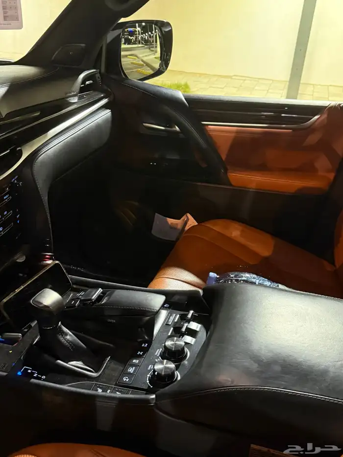 جيب لكزس 2018 15