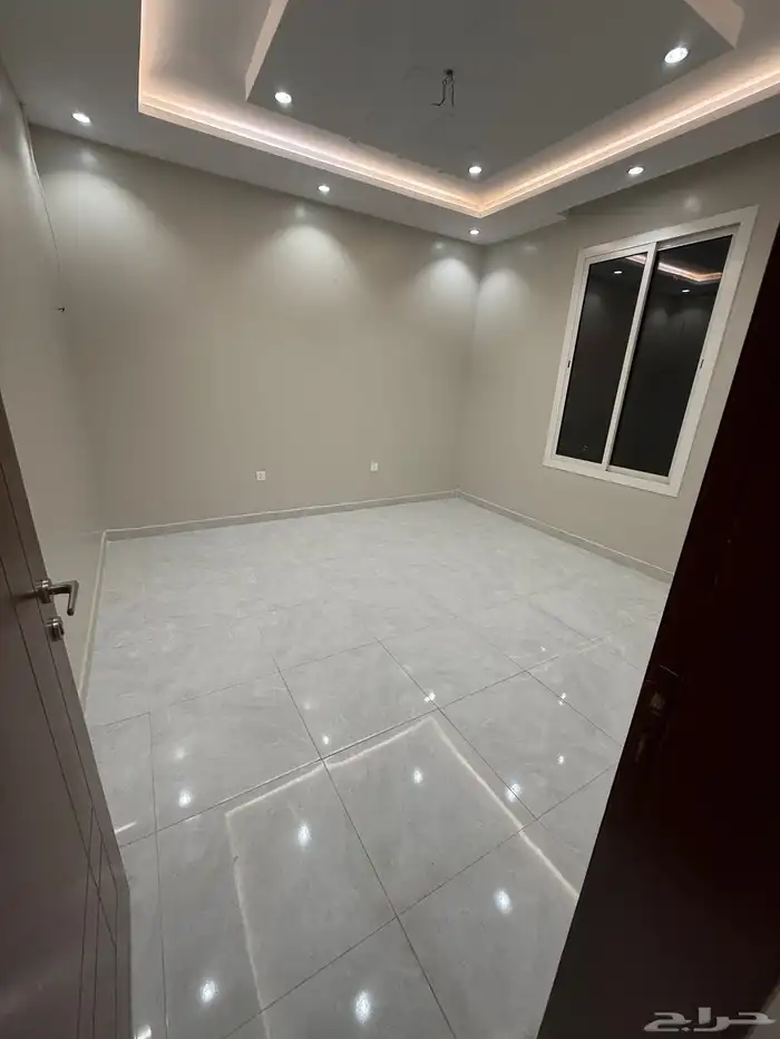 شقة للايجار بحي الصواري 10