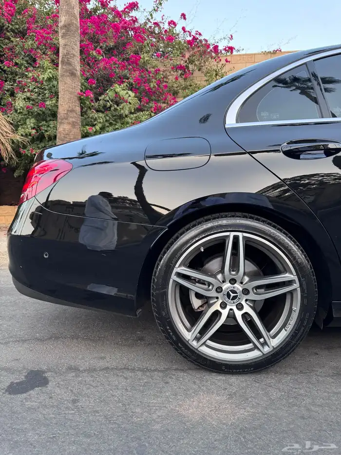 مرسيدس E200 وارد الجفالي مخزنة 2019 4