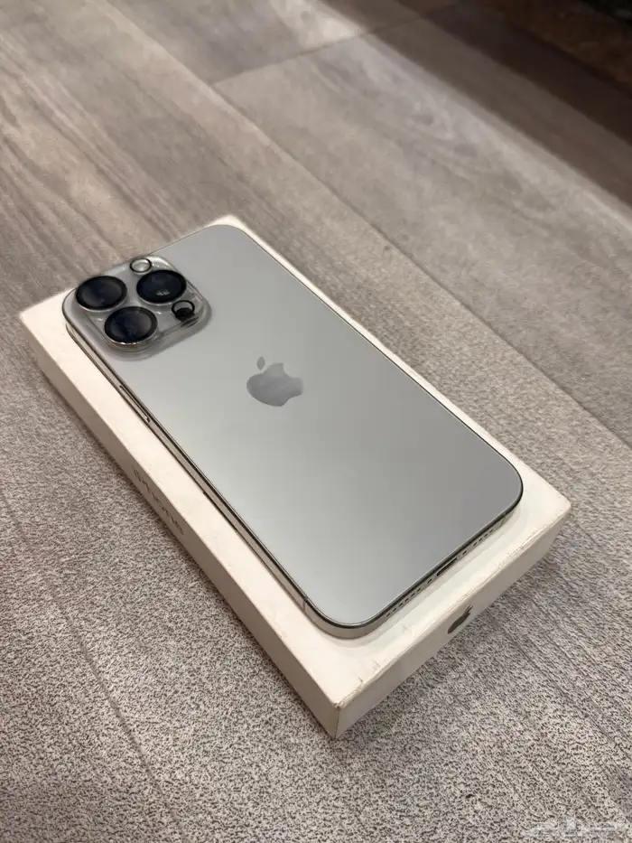 ايفون 15 برو ماكس 0