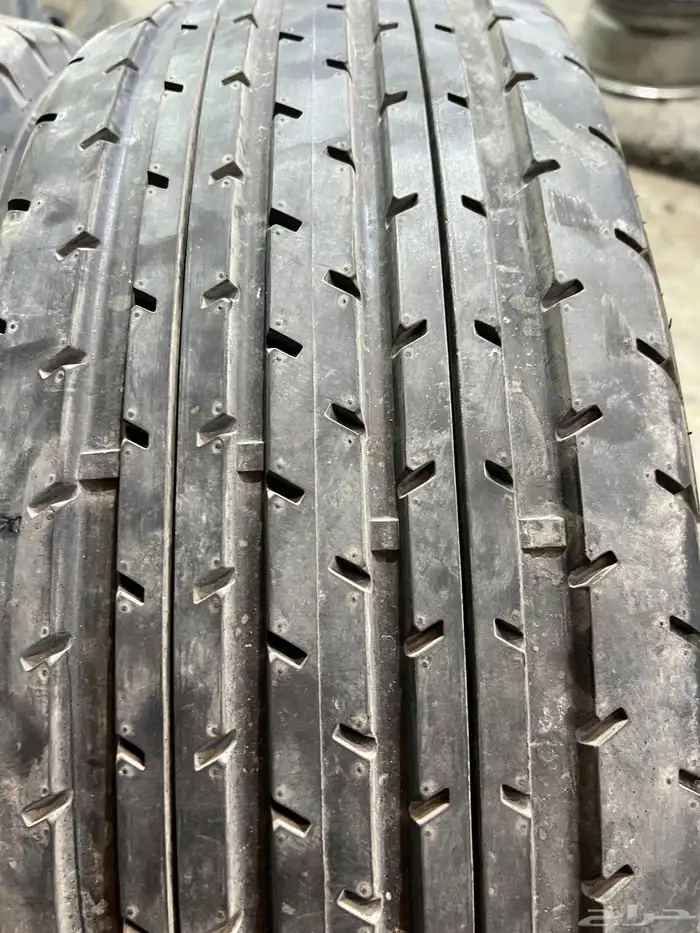 كفرات شاهين سيام مقاس 900 18 31