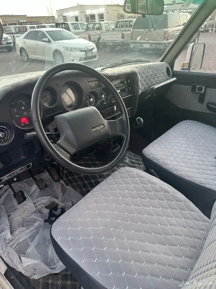 لاندكروزر 1989 6