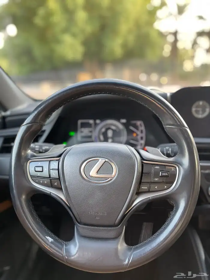 لكزس-ES300h-2023(ممشي48الف)لحاله الوكاله 26