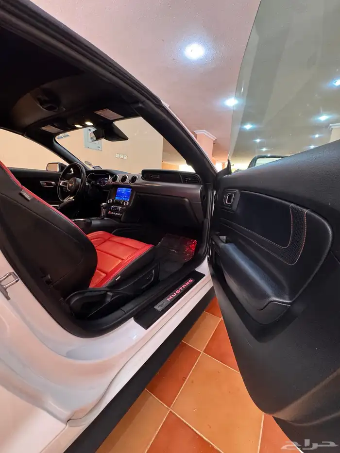 فورد موستنج GT 5.0 V8 2020 بريميوم 38