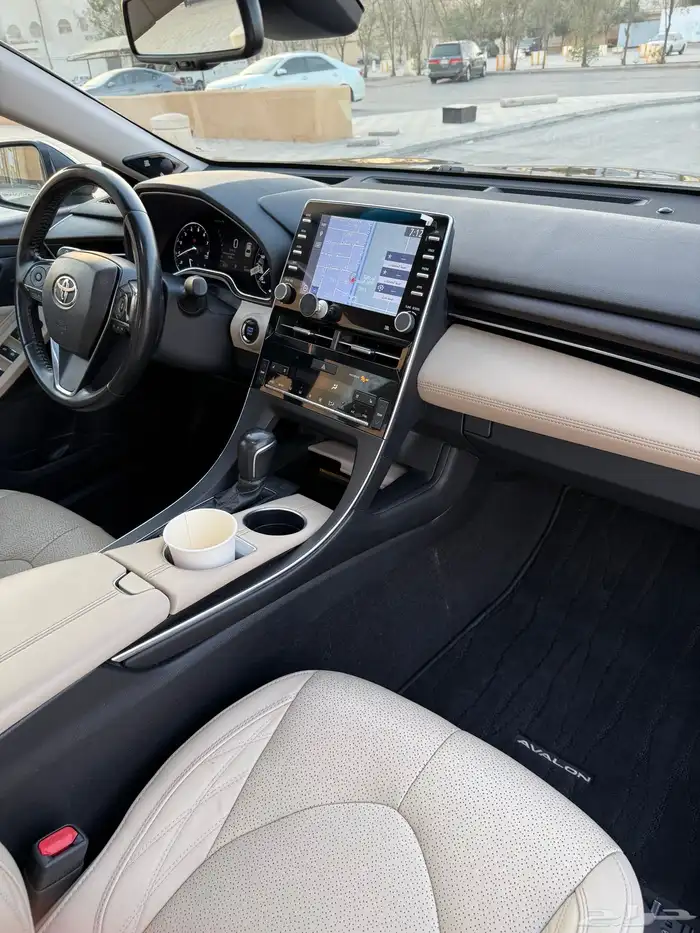 تويوتا افالون 2020 فل كامل مالك اول 82