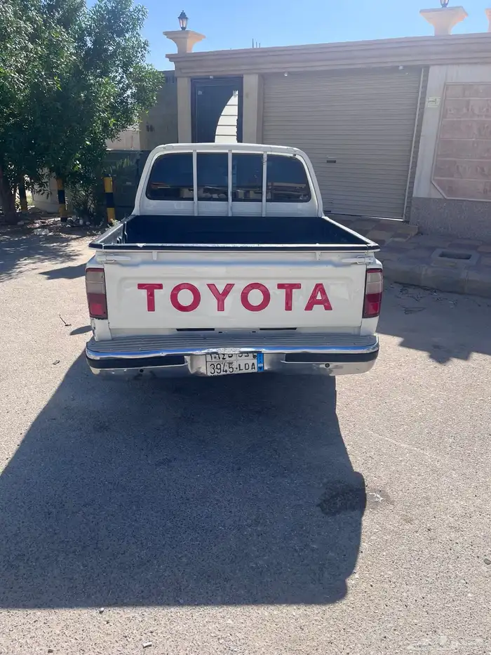 هايلكس للبيع 4