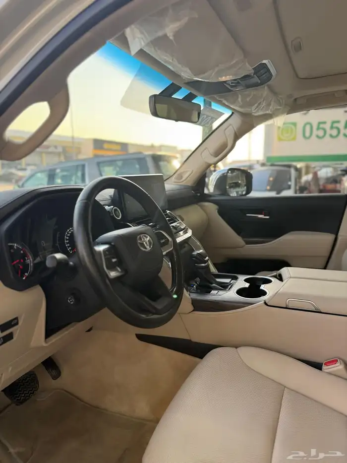 لاندكروزر - فكسار - نص فل - 2024 - بسعر 295 الف 9