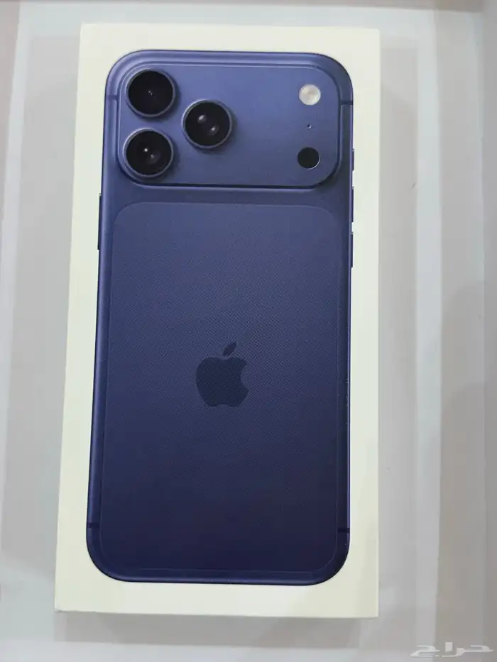 ايفون 17 برو ماكس كحلي جديد 0