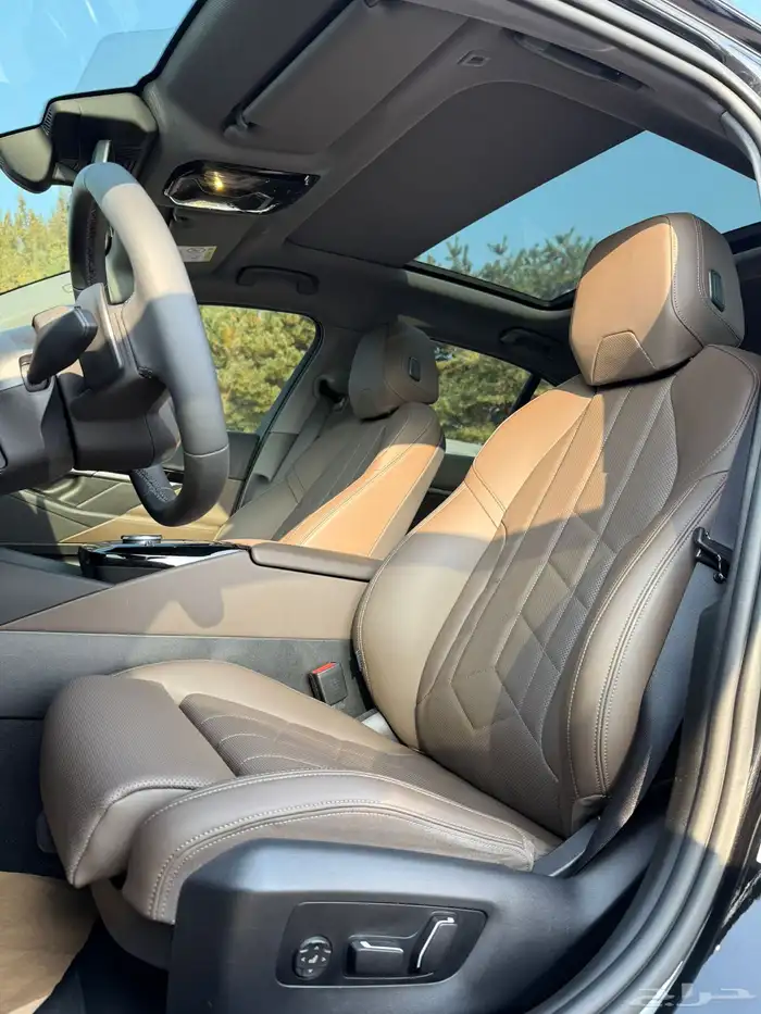 BMW 5 series (G60)520i (2024) 11