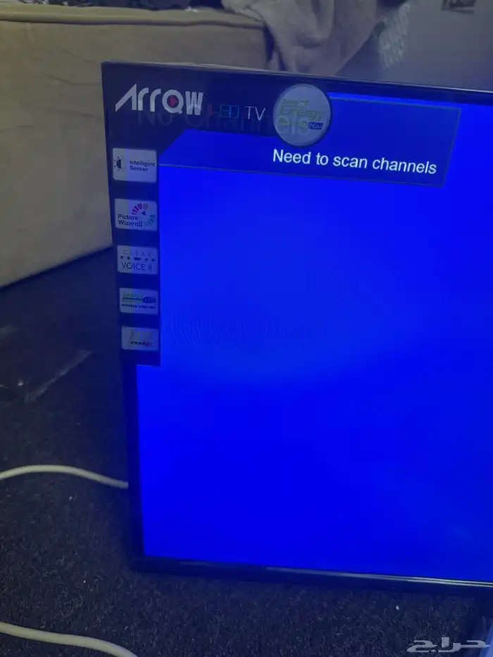 شاشة جديده بكرتونها بضمانها 3