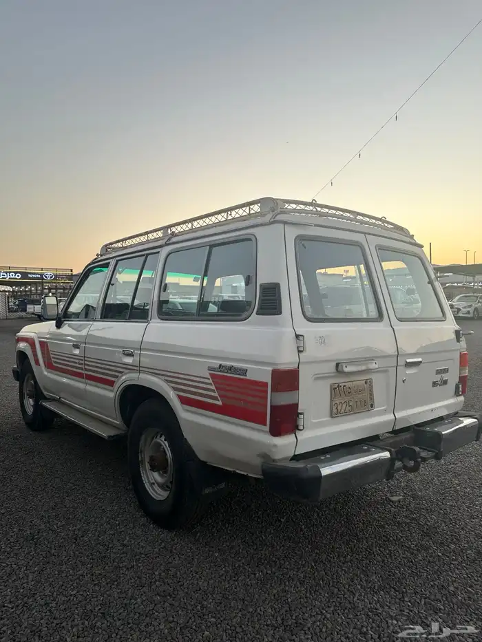 لاندكروزر 1989 0