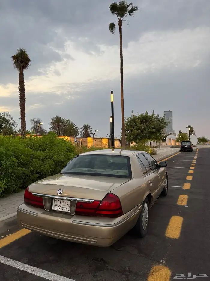 فورد ماركيز حكومي سابقا نظيف 2