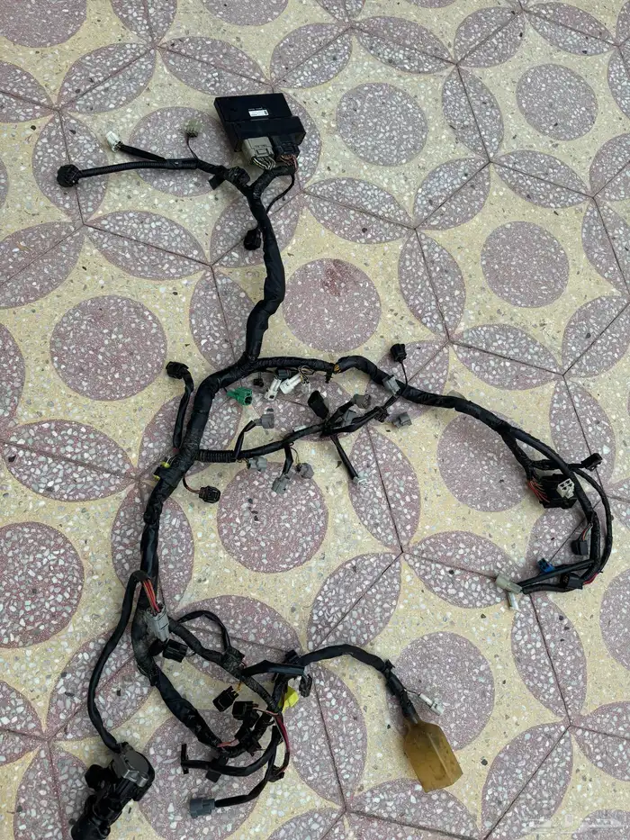 ظفيره وكمبيوتر ودقمه سوزوكي 750 و 600 0