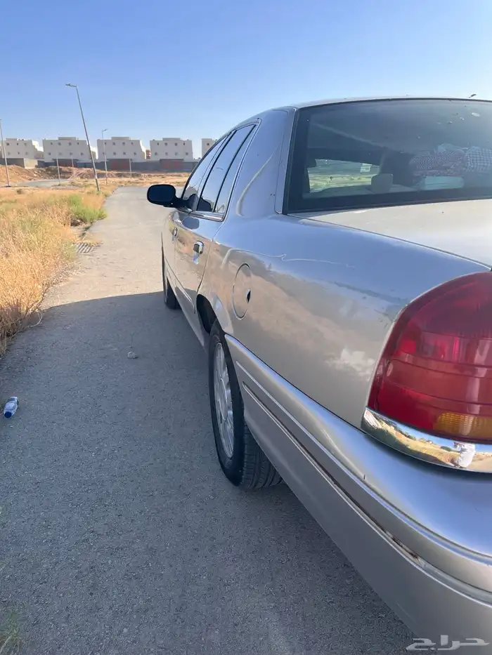 فورد فكتوريا 2005 ممشى قليل 5