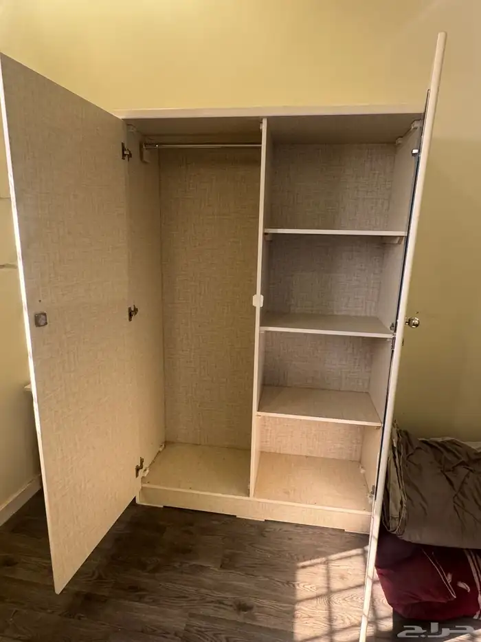 2 دولاب ملابس نظيفة 1