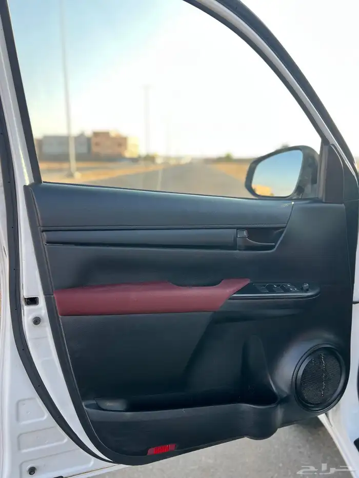 هايلوكس ديزل 2022 وكاله مالك واحد 9