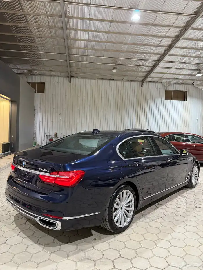 للبيع بي ام موديل 2016 730 1