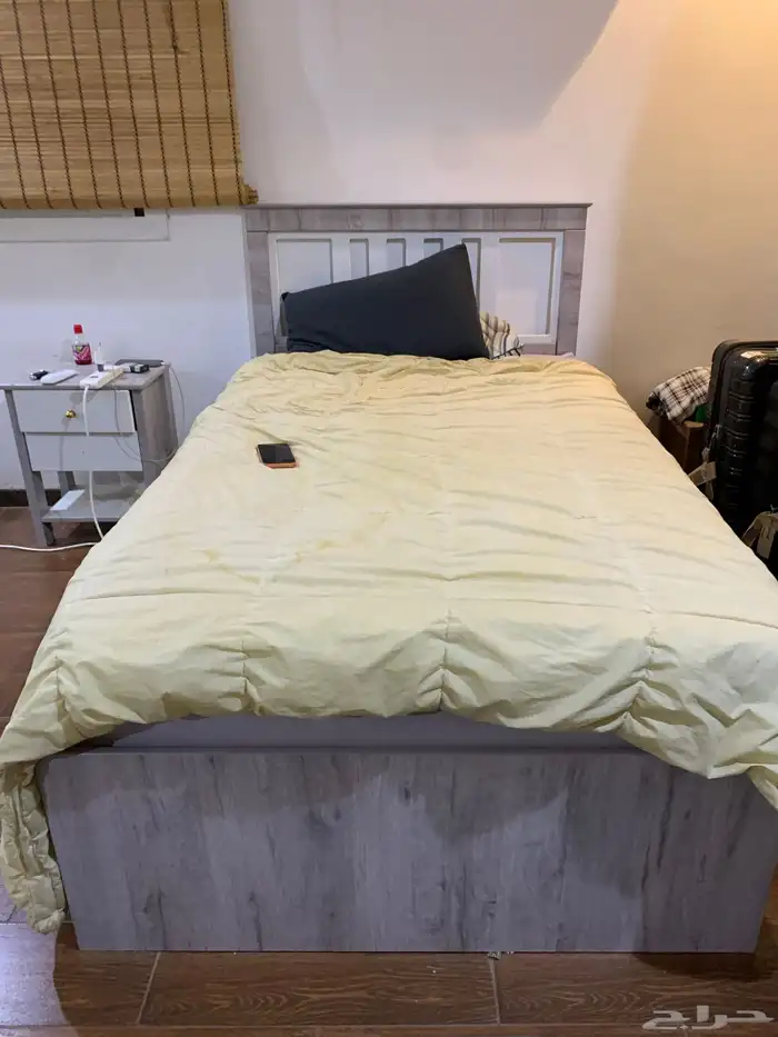 سريرين كوين ومعهم تسريحة وكمدينة 1