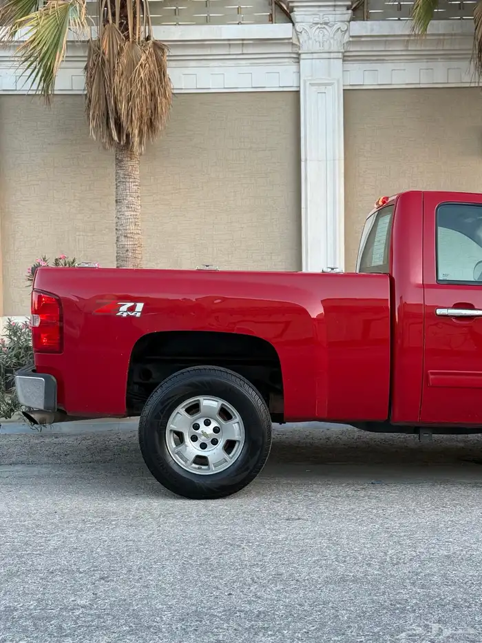 سلفرادو 2013 فل دبل z71 احمر 16