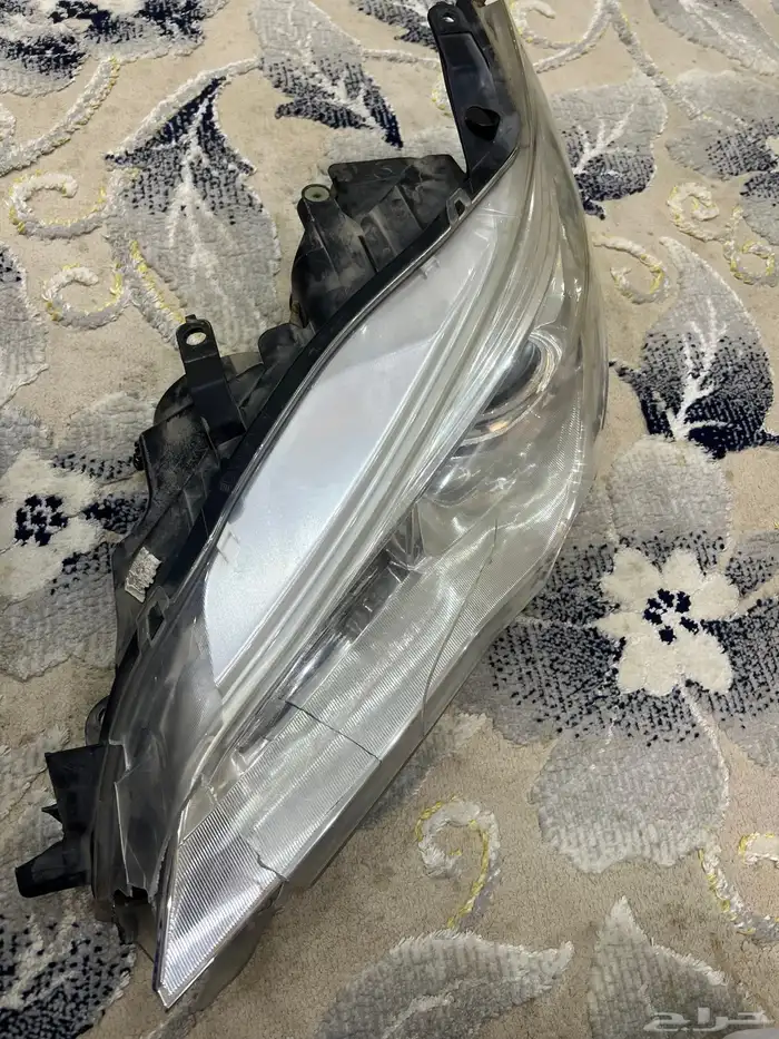 شمعه وقشره و شاشه كامري من 2012 الي 2017 تركب نضيفه جديده 2