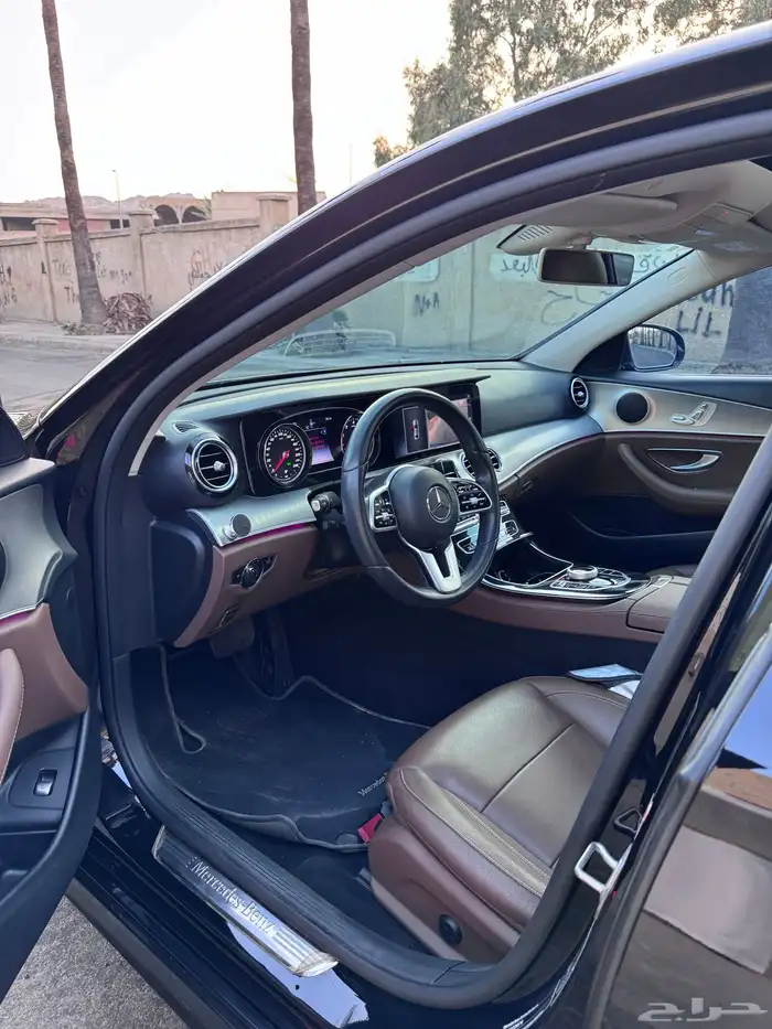مرسيدس E200 وارد الجفالي مخزنة 2019 28