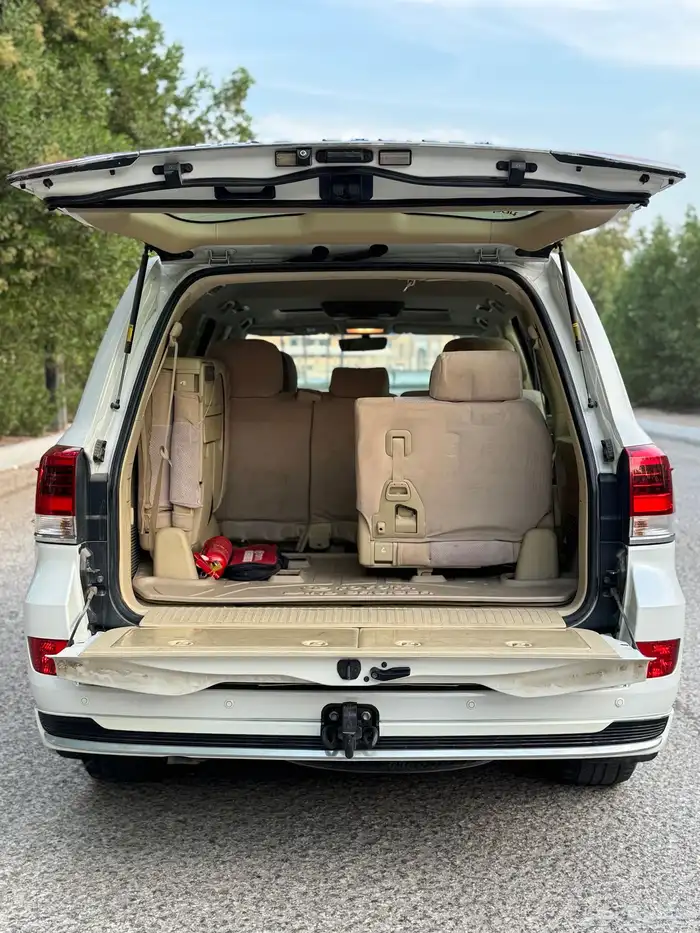 تويوتا لاندكروزر 2016 GXR مرهم 21 بودي وكاله 10