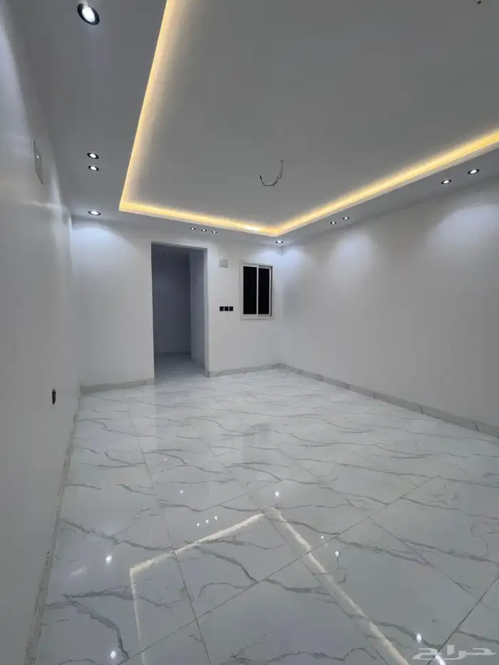 للبيع شقه دور ثانى مصعد جاهز من 340 الف بالمحاله ابها 7