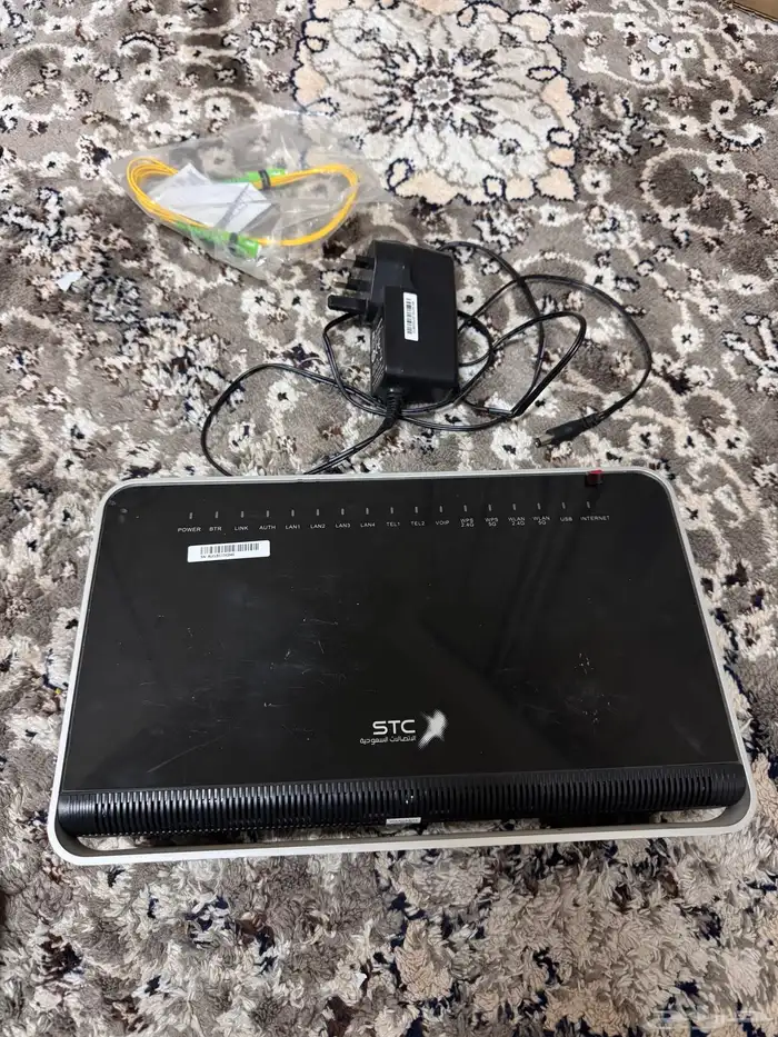 للبيع ثلاث راوترات STC واحد من موبايلي 3