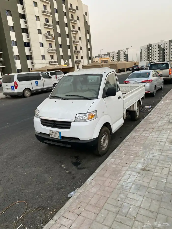 سياره دباب 0