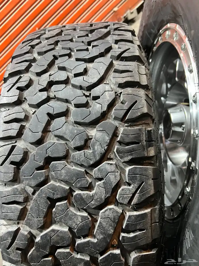 جنوط ميثود نيكل6مسمار معا كفرات نص حجري ودواي مقاس 285 70 17 3