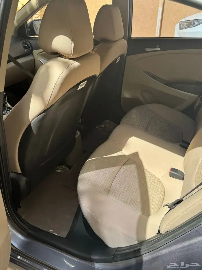 هونداي اكسنت 2016 نظيف 12