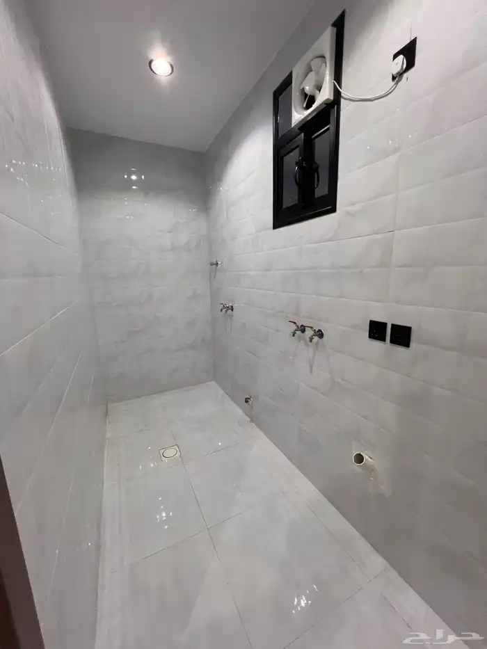 فيلا روف مع ملحق حى الراقى خميس مشيط بتصميم فندقي مميز 29