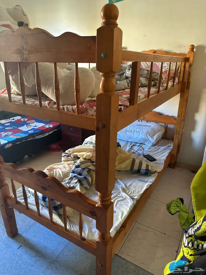 للبيع كنب سراير وطولة 5