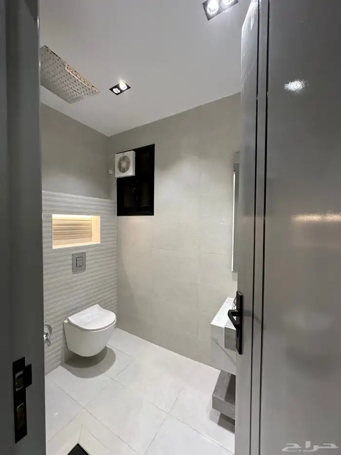 للبيع شقق ارضيه بمدخل مستقل بحى المعارض خميس مشيط 14